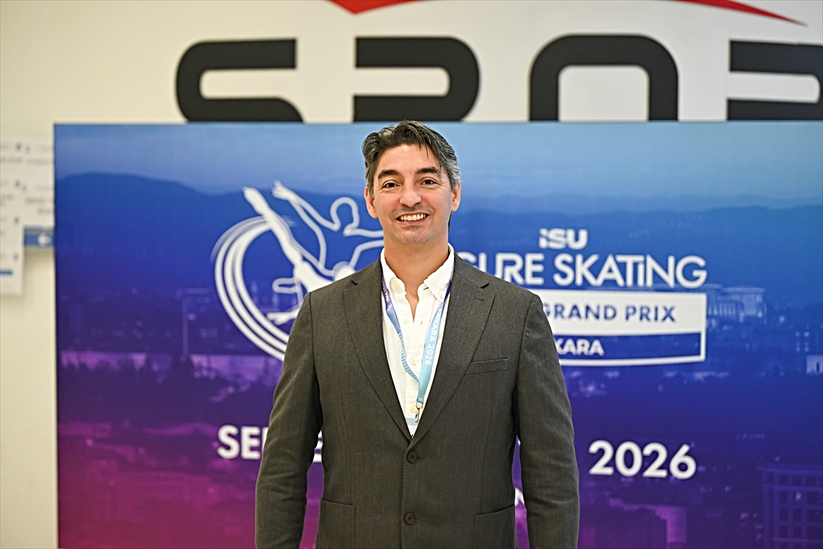 Artistik Buz Pateni Gençler Grand Prix Yarışması, Ankara'da başladı