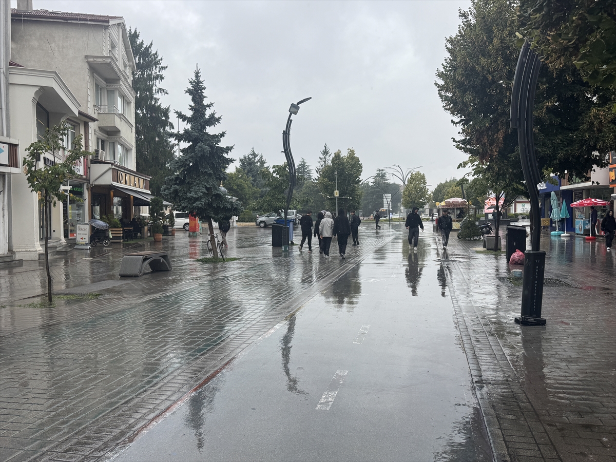 Bolu'da sağanak etkili oldu
