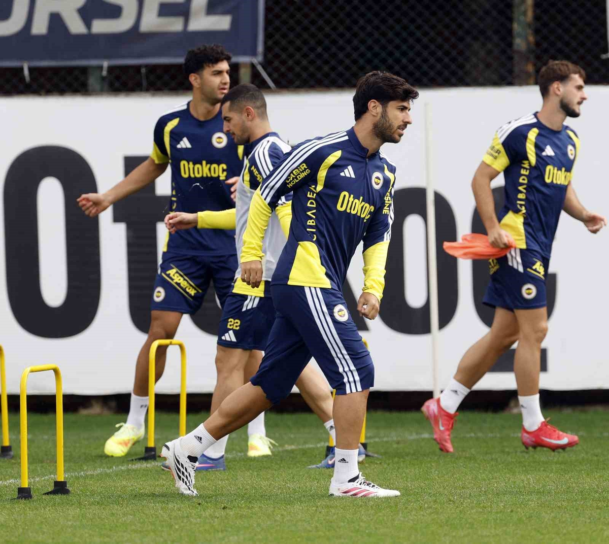 Fenerbahçe, Eyüpspor maçı hazırlıklarına devam etti