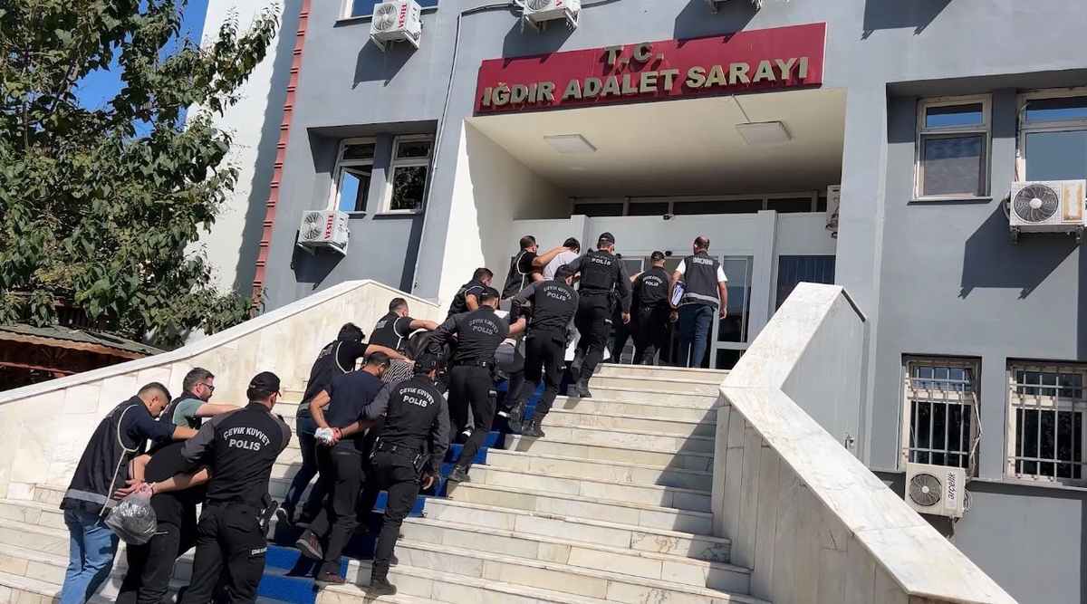 Iğdır merkezli “Sokaklar Güvende ” operasyonunda 6 kişi tutuklandı