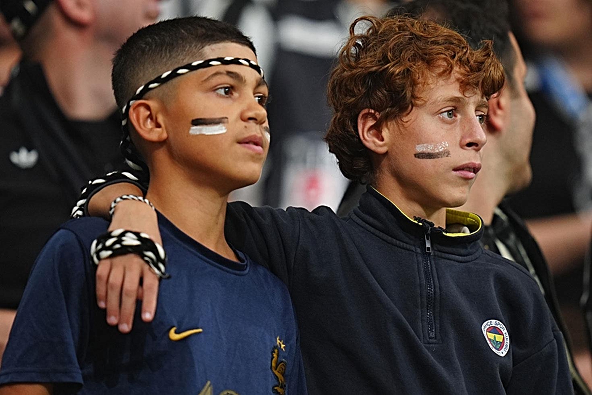 İşte özlediğimiz görüntüler! Beşiktaş-Marsilya maçına damga vuran kare