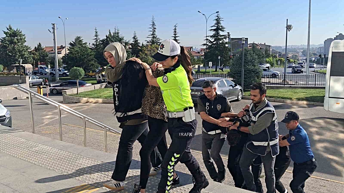 Karaman’da 'Sokaklar Güvende' operasyonunda 10 şüpheli tutuklandı