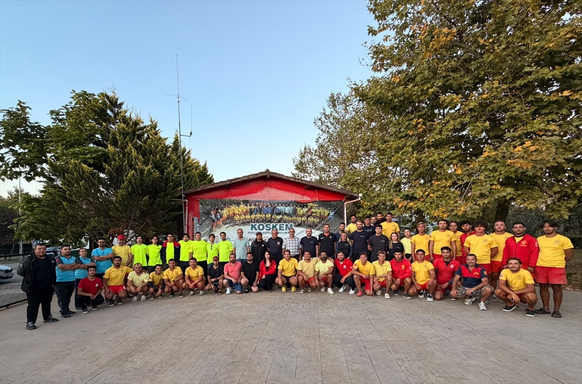 Kocaeli sahillerinde görev yapan cankurtaranlar yaz sezonunu 'kayıpsız' kapattı