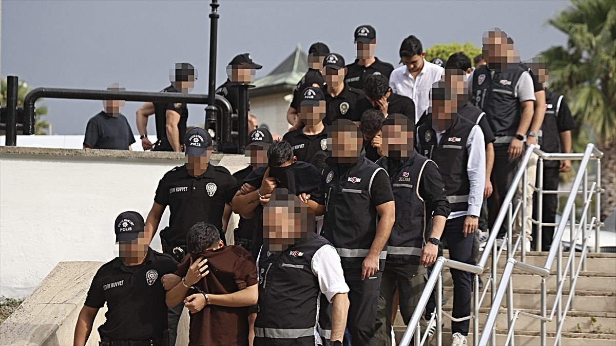 Muğla'da suç örgütlerine yönelik operasyonda 42 şüpheli yakalandı