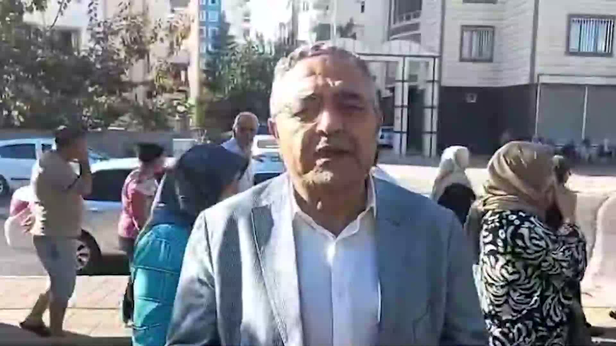 Sezgin Tanrıkulu'dan Et ve Süt Kurumu kuyruğu tepkisi: 'Yurttaşlarımız 1 kilo kıyma için 5 saat kuyrukta bekliyor'