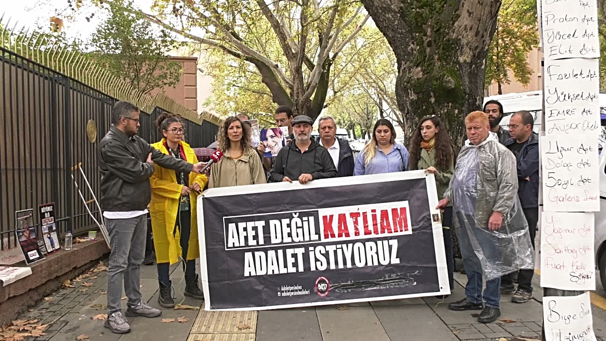 TKP'den Adalet Bakanlığı önündeki depremzedelere ziyaret... Depremzede Celal Gezer: 'Ben adaleti arıyorsam siz niye varsınız?'