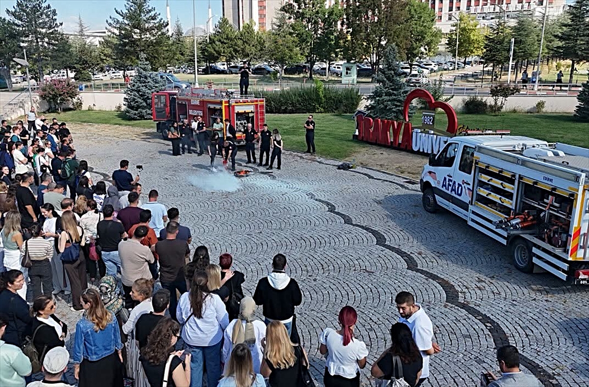 Trakya Üniversitesi personeline afet ve yangın farkındalık eğitimi verildi
