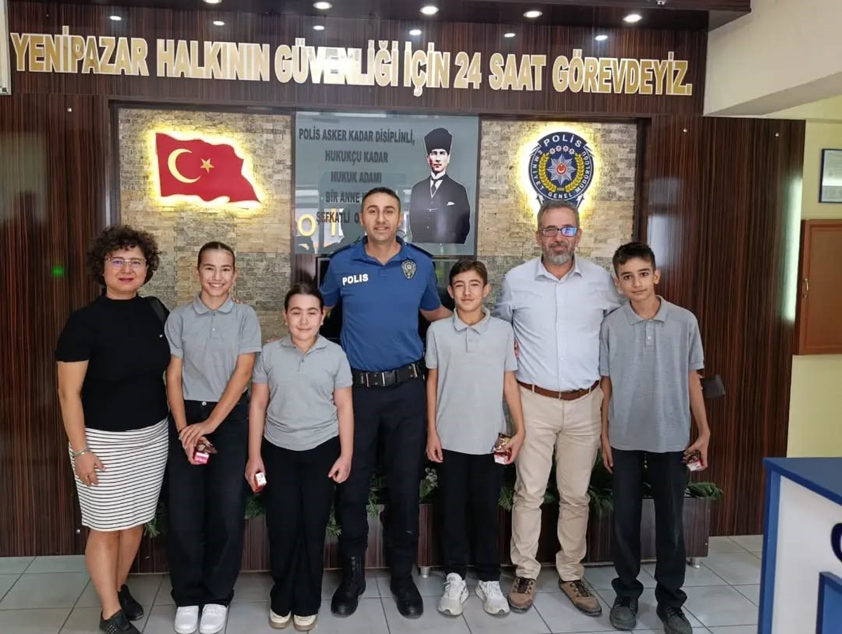 Yenipazar’da öğrenciler Emniyet Amirliği’nde ağırlandı