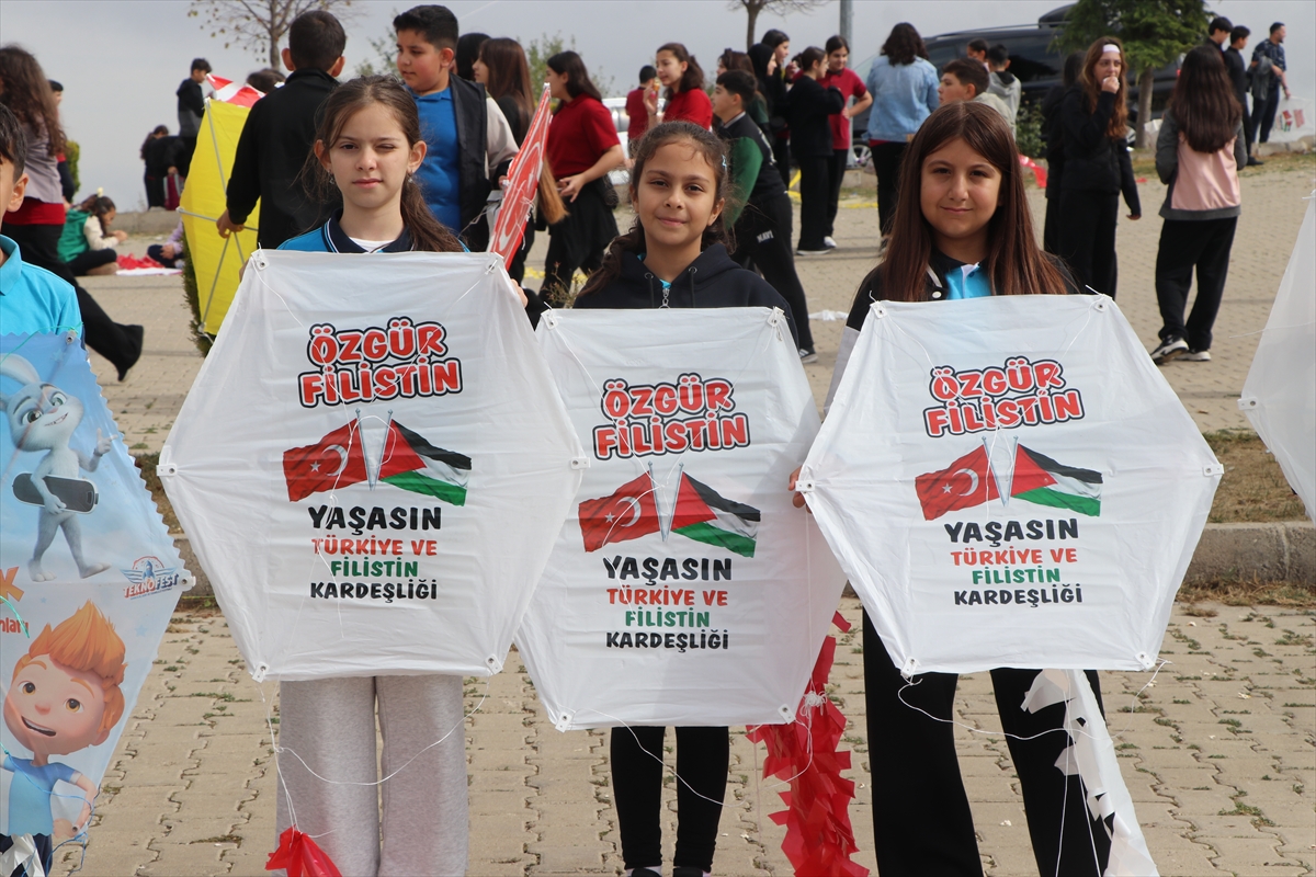 Yozgat'ta uçurtmalar Gazzeli çocuklar için uçuruldu