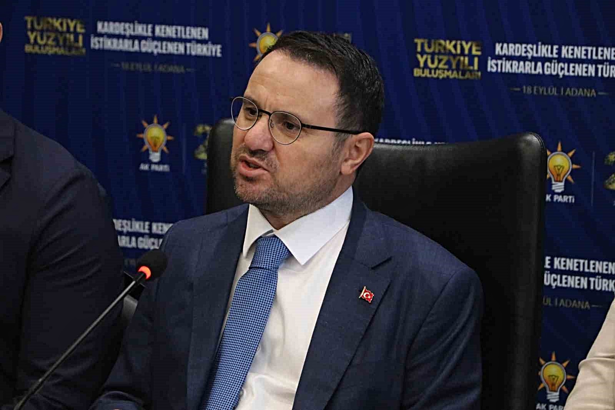 Adalet Bakanı Akın Gürlek, Adana'da Türkiye Yüzyılı Buluşmaları'na katıldı