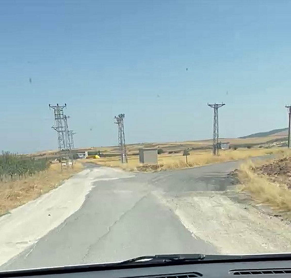 Adıyaman’da köy yolu tepkisi