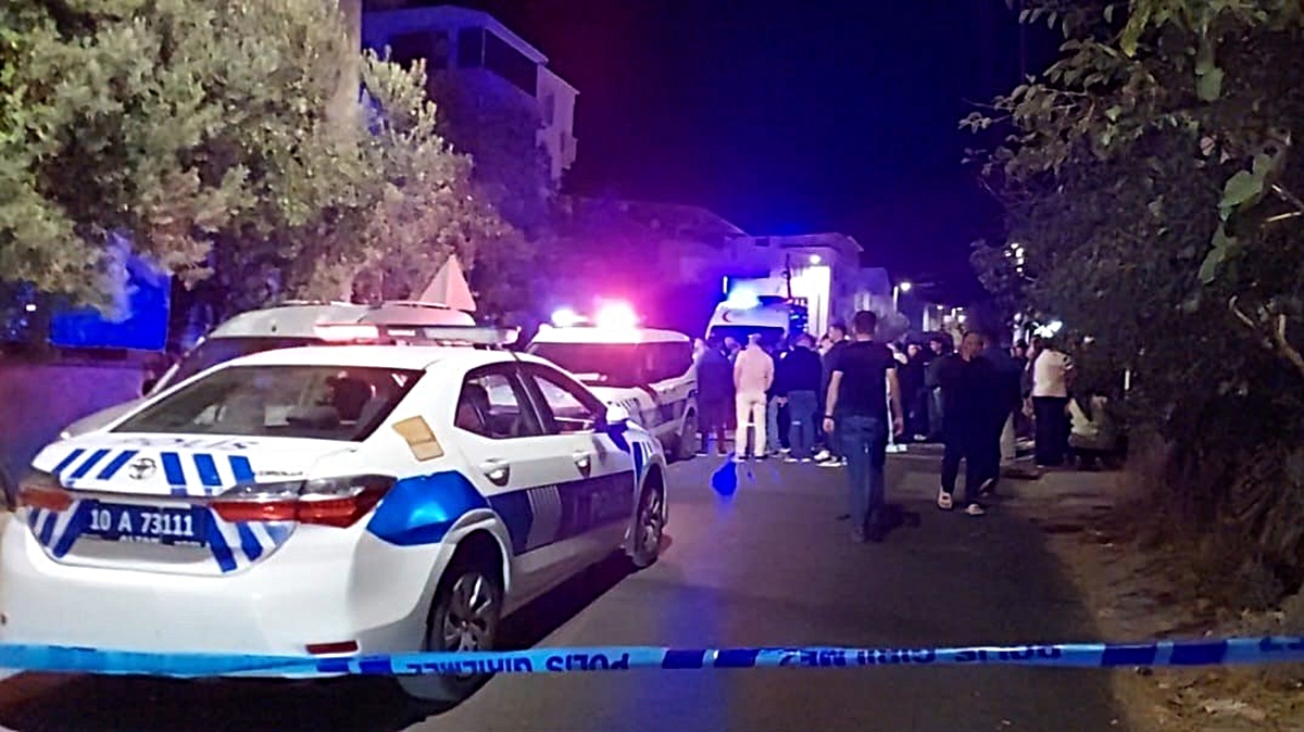 Balıkesir Karesi'de yatsı namazı sonrası camiden çıkan kişi silahlı saldırıda öldü