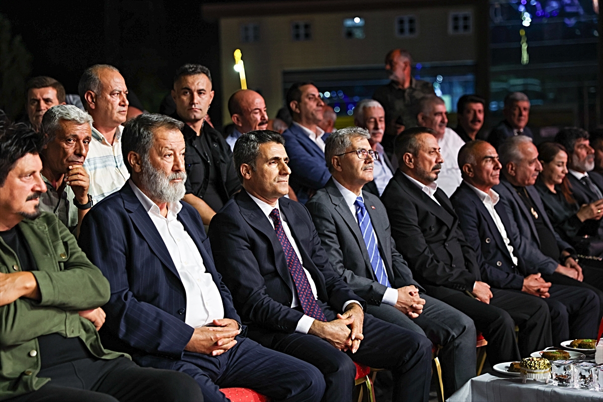 Bingöl'de Zaza Festivali başladı, Vali Çelik Zazacanın gençlere aktarılmasını istedi