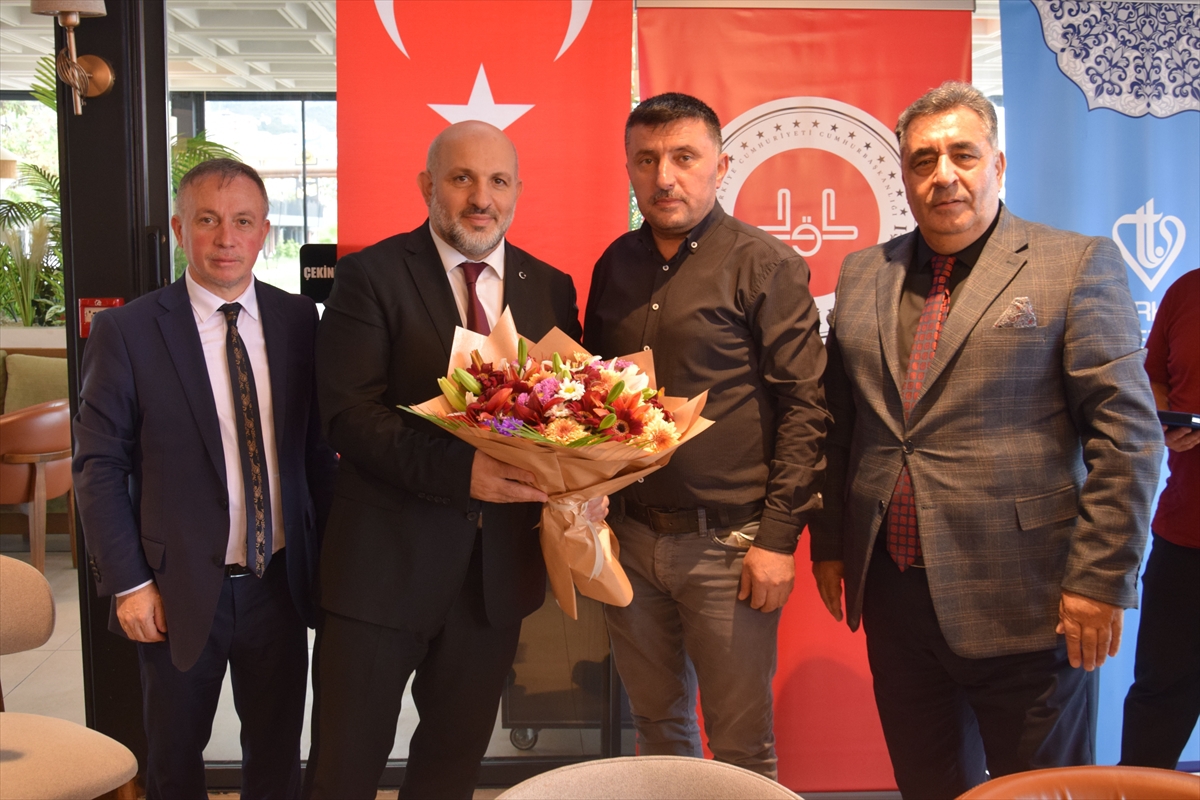 Bolu Müftülüğüne atanan Kılıçbay'a veda programı düzenlendi