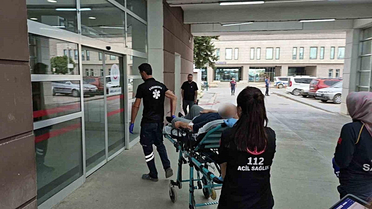 Çok sayıda ilaç içen şahıs hastaneye kaldırıldı