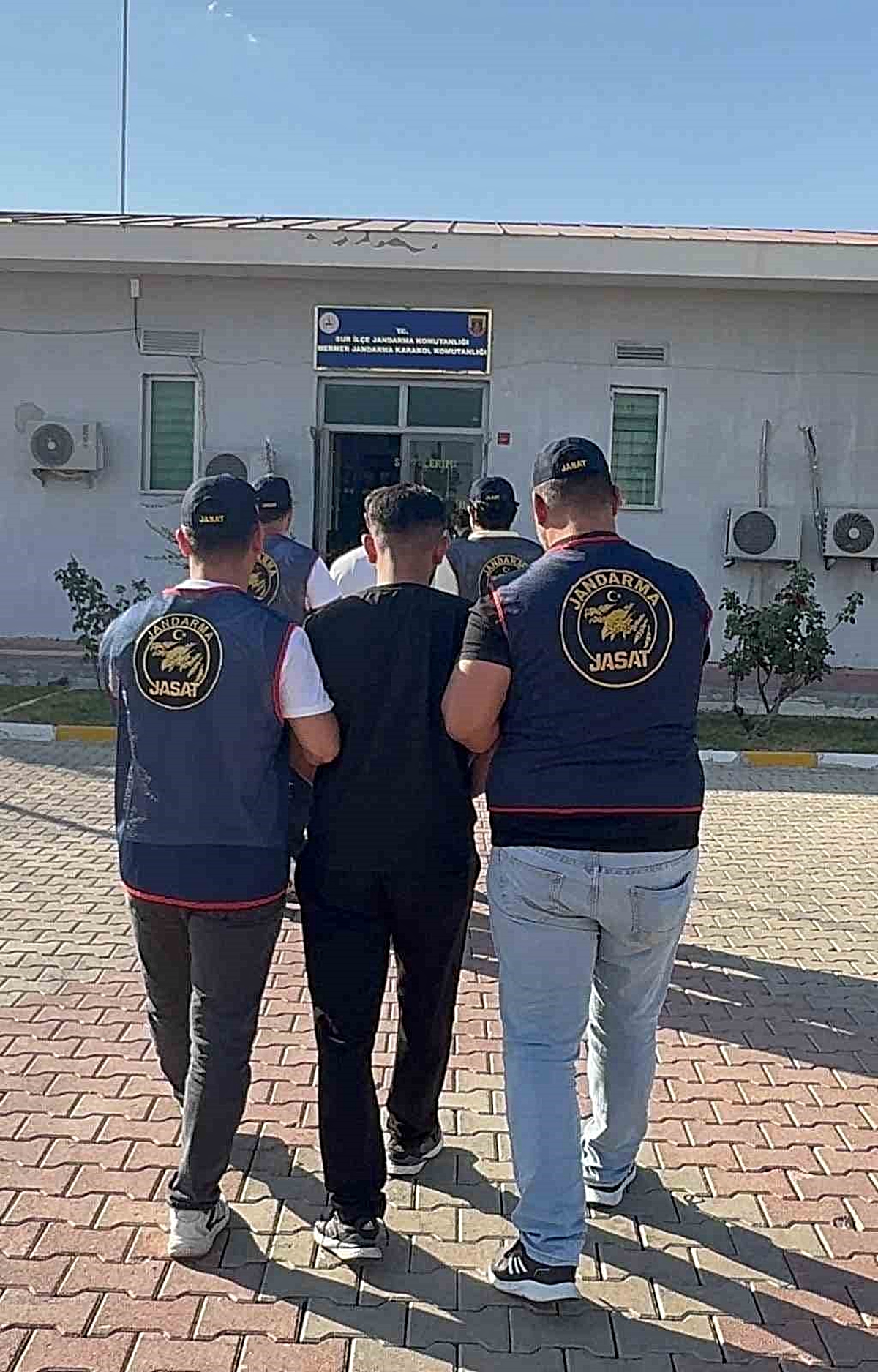 Diyarbakır’da hapis cezasıyla aranan 112 kişi yakalandı