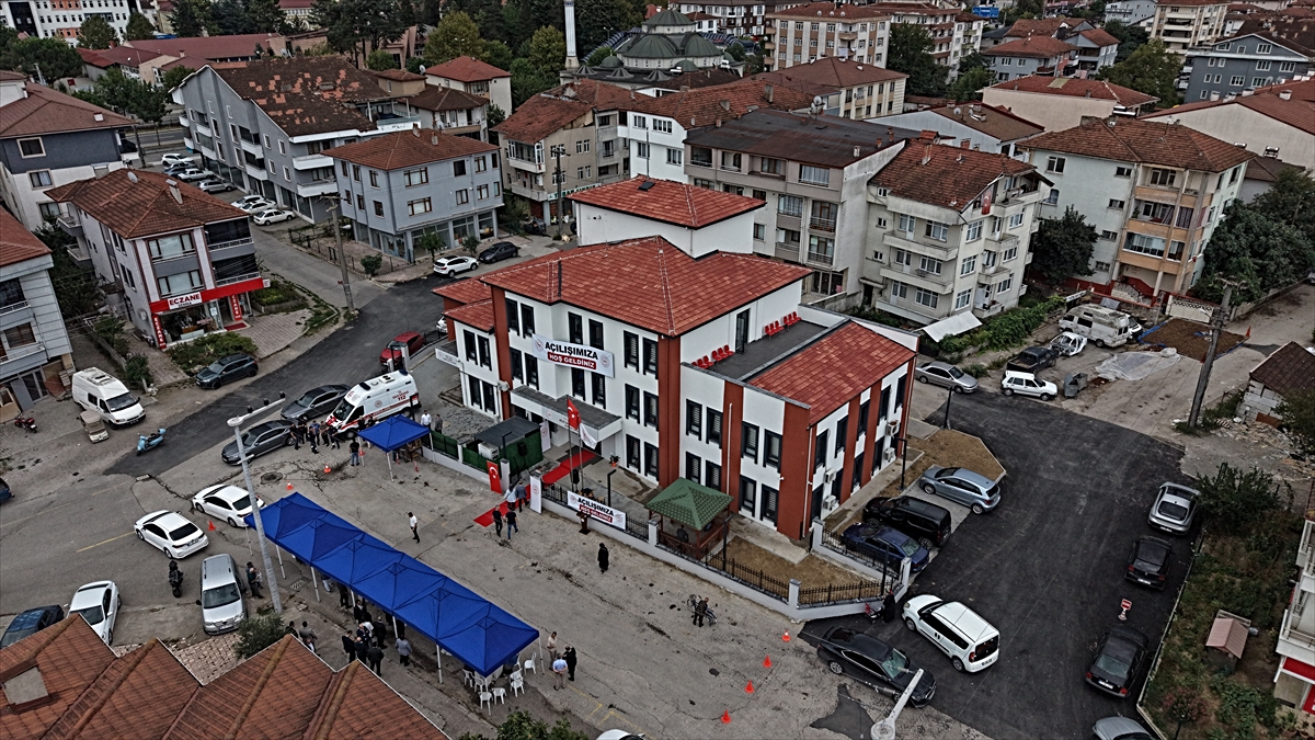Düzce'de 112 Acil Sağlık Hizmetleri İstasyonu ile aile sağlığı merkezi açıldı