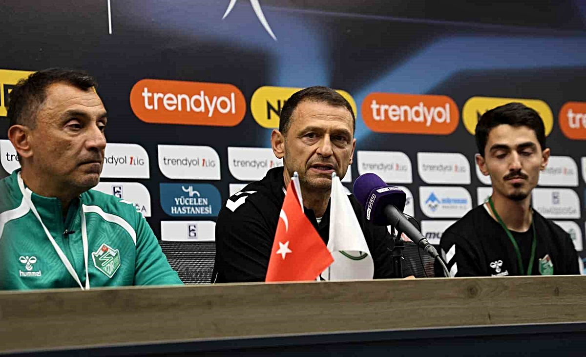 Iğdır FK'dan Joti Stamatopoulos, Muğlaspor maçında son saniye golüne üzüldü