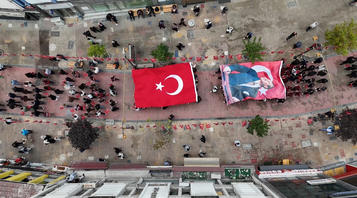 'Kahramanlarla Kardeşlik Yolunda' adım adım yürüdüler