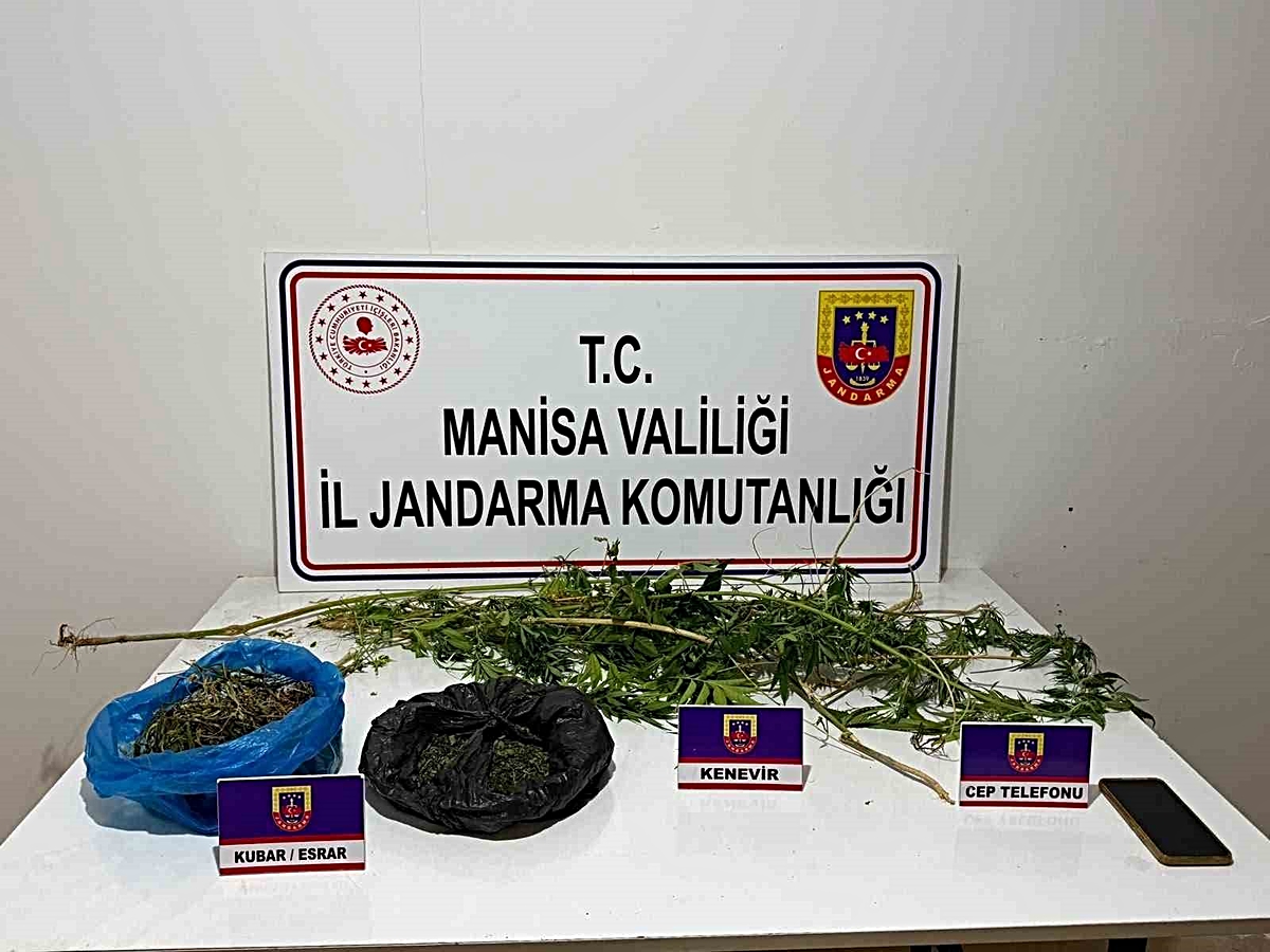 Manisa Sarıgöl'de operasyonda 352 gram esrar ele geçirildi, şüpheli tutuklandı