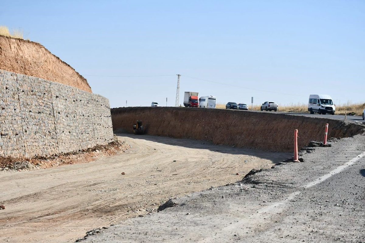 Milletvekili Tatar, Cizre-Silopi yolunda incelemede bulundu