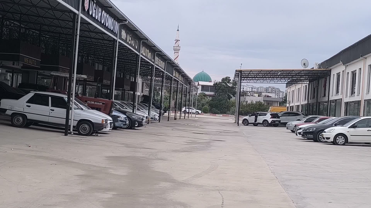 Motorin zamları araç ve traktör satışlarını etkiledi: “Dizel aracımı, traktörümü satacağım alan yok”