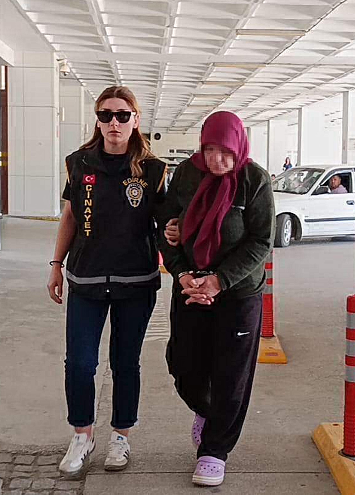 Edirne'de 86 yaşındaki adamın ölümünde cinayet şüphesi! Telefonunu kapatan eşi Yunanistan sınırında yakalandı