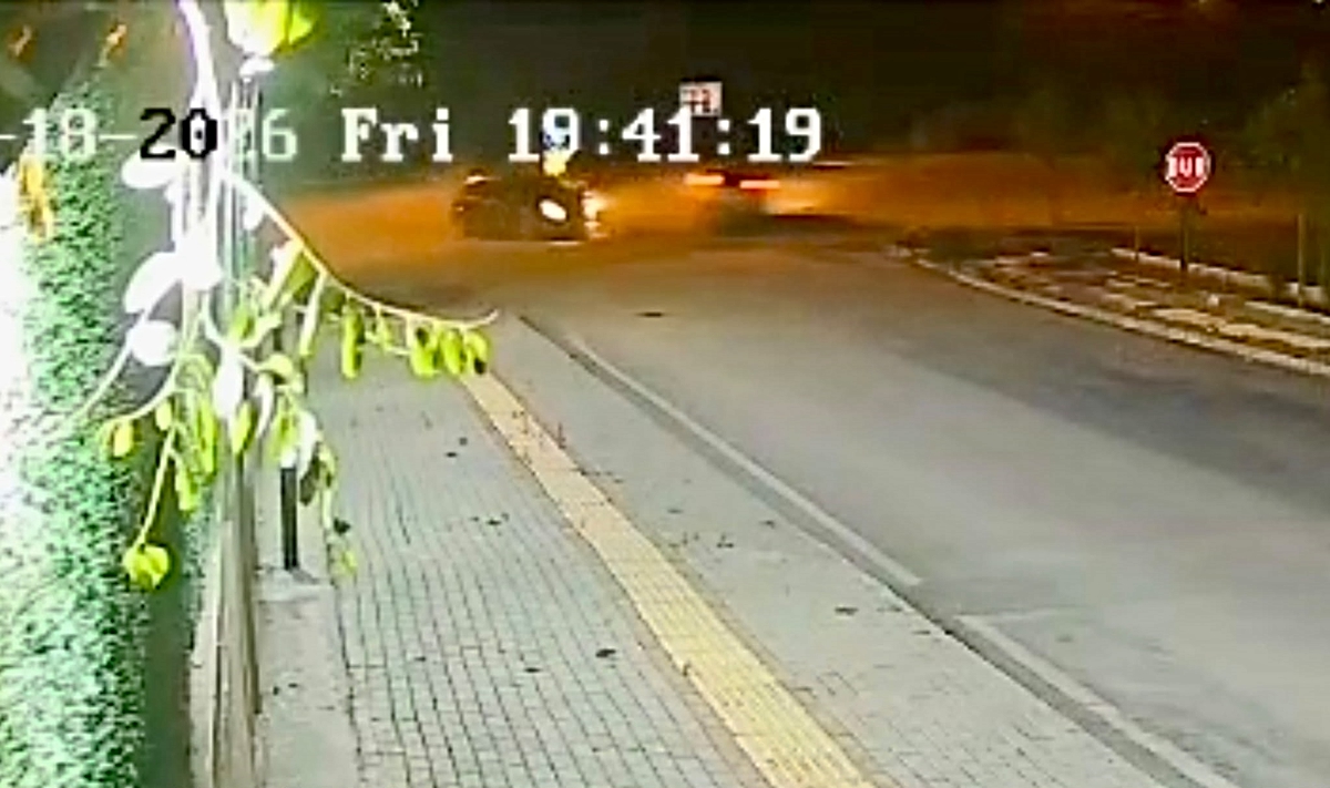 Osmaniye'de 2 otomobil kavşakta çarpıştı; 3 kişi hafif yaralandı