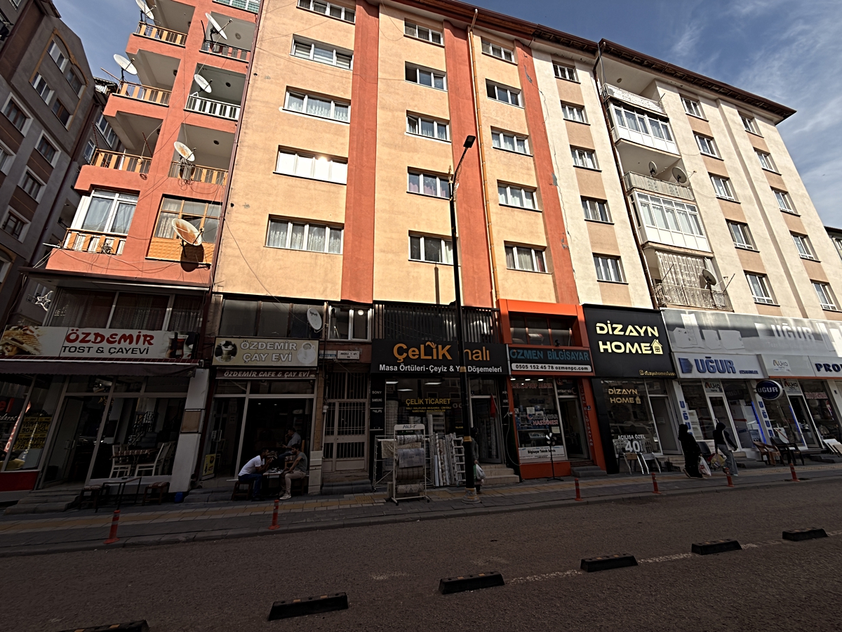 Sivas'ta 4'üncü kattan düşen otizmli Tufan'ın ölümünde ablasından itiraf! Pencereden attığını söyledi