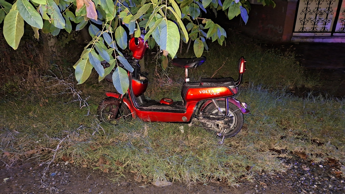 Samsun'da devrilen elektrikli bisikletin sürücüsü yaralandı