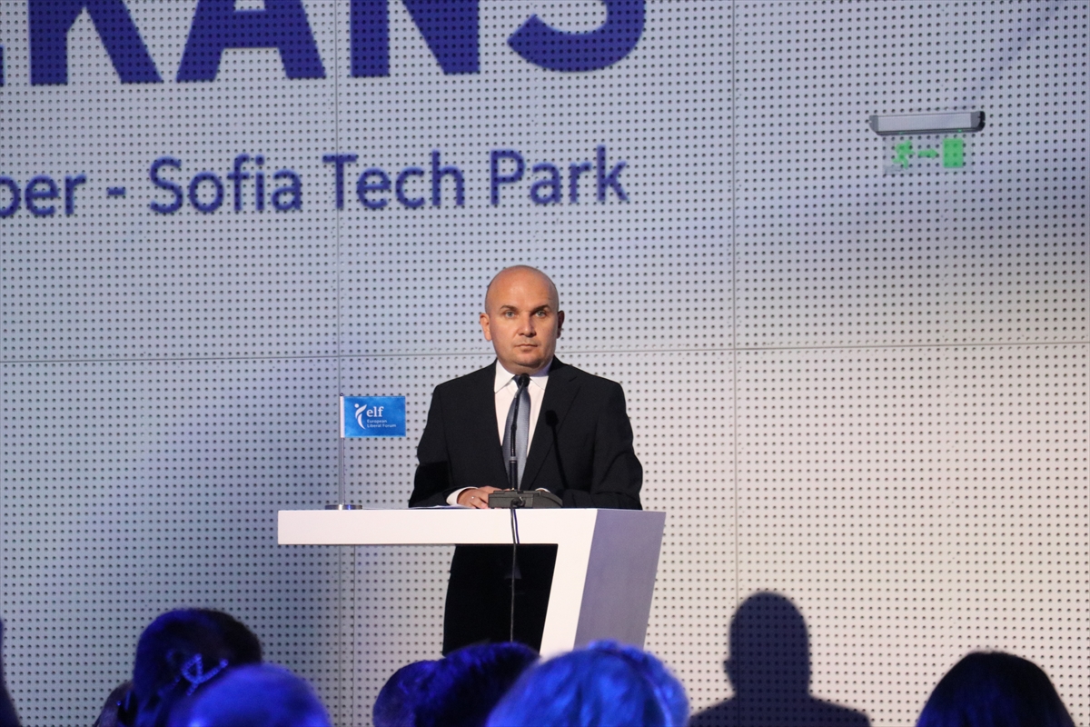 Sofya’da AB Balkanlar forumunda Bozay, Barış Platformu’nu anlattı