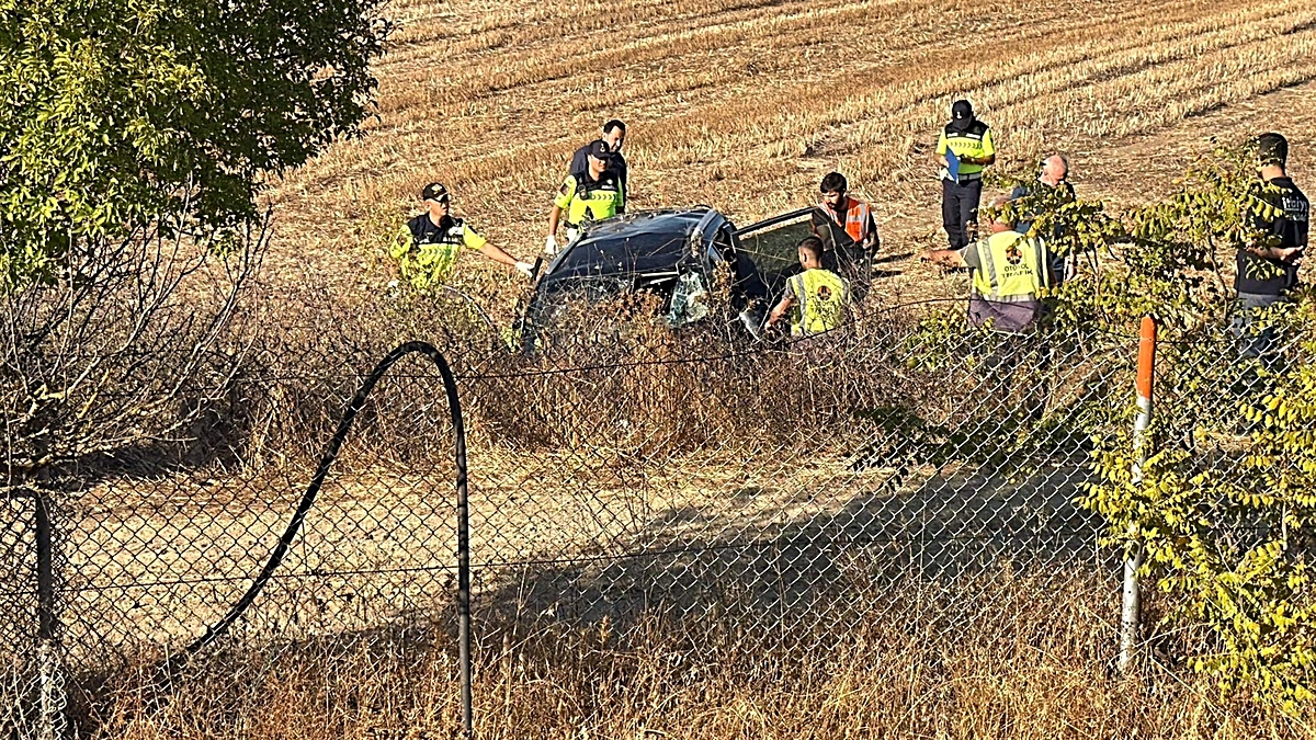 Tekirdağ Ergene'de tarlaya devrilen otomobilde Ayşe Çolakoğlu öldü, 2 kişi yaralandı