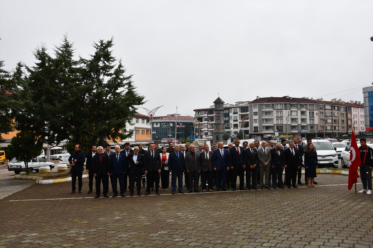 Vezirköprü'de İlköğretim Haftası kutlandı