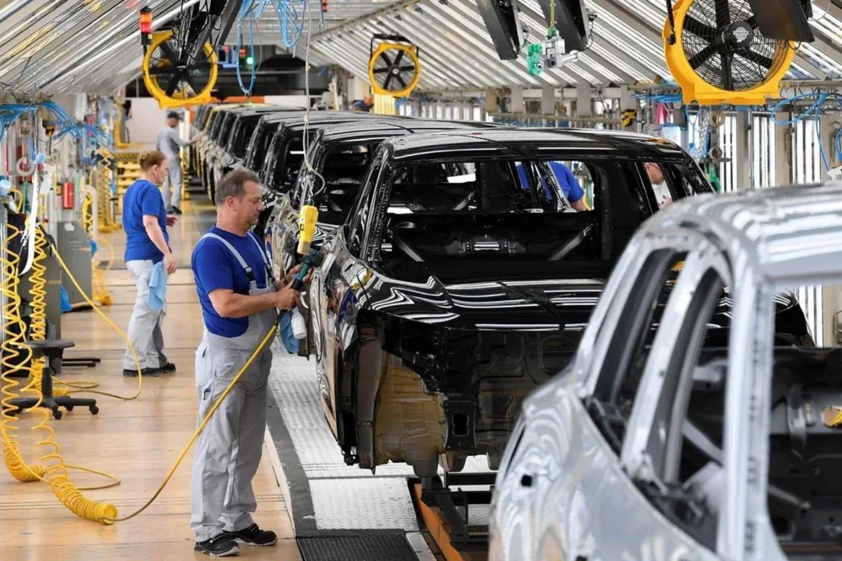 Volkswagen'den dev geri çağırma! Tek bir cıvata yüz binlerce aracı riske attı