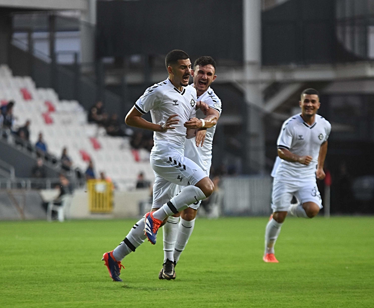 2 puanlı Altay, yarın 6 puanlı Gemlik Sümerbey'i ilk galibiyet için konuk edecek
