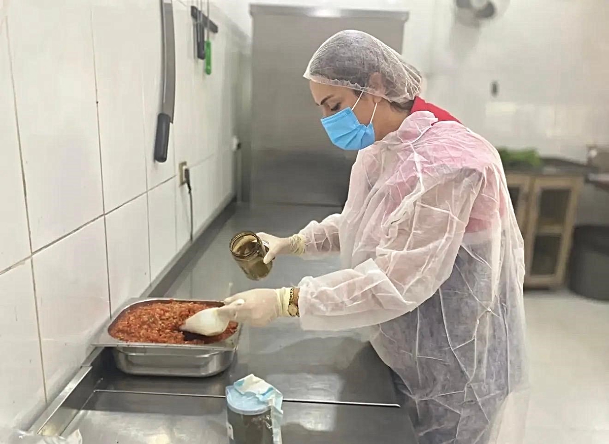 Adıyaman’da gıda işletmeleri denetlendi, çiğ köfte ve soğuk mezeden numune alındı