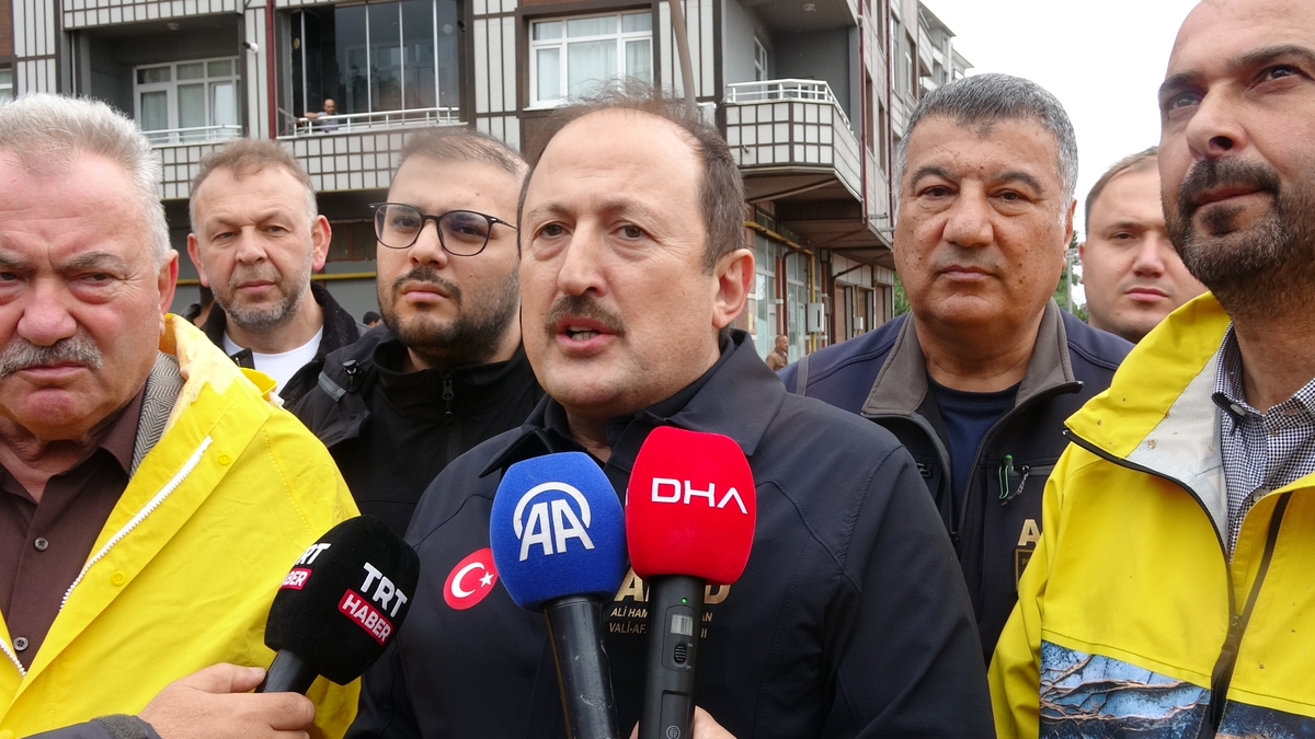 AFAD Başkanı Pehlivan, Rize İyidere'deki selde can kaybı olmadığını açıkladı
