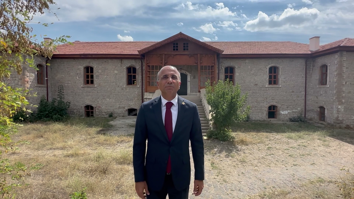 Aşkın Genç, PISA 2025'te fen bilimlerinde 81 puanlık farka dikkat çekti