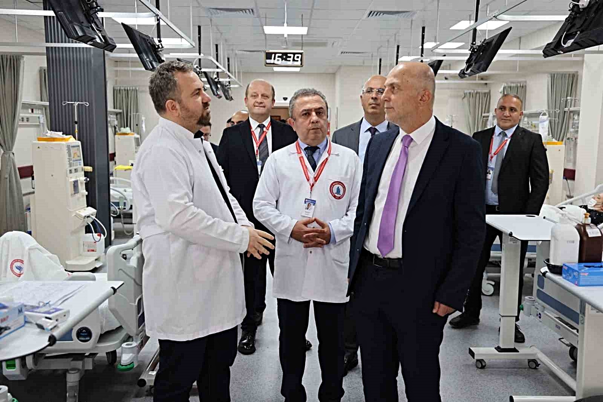 BEUN Rektörü Ulusoy, BEUN Hastanesindeki yenileme çalışmalarını yerinde inceledi