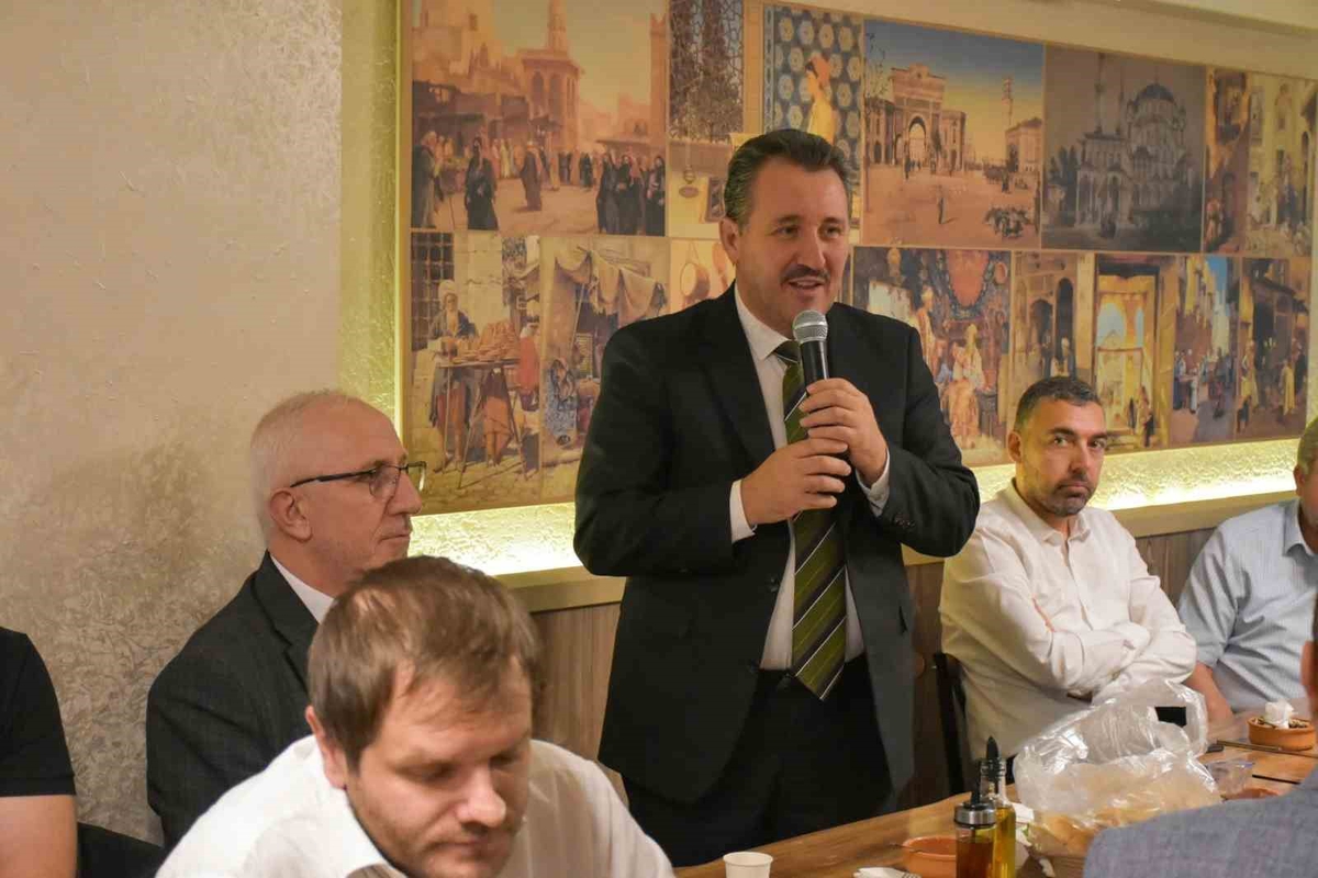 Bilecik İl Müftüsü Ahmet Dilek'e veda programında Başarı Belgesi verildi