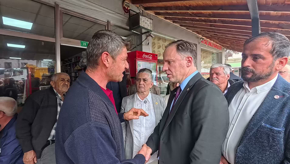 Erfelek'te AK Parti üyesi fındık üreticisi, tüccarın 170 liradan aldığını söyledi