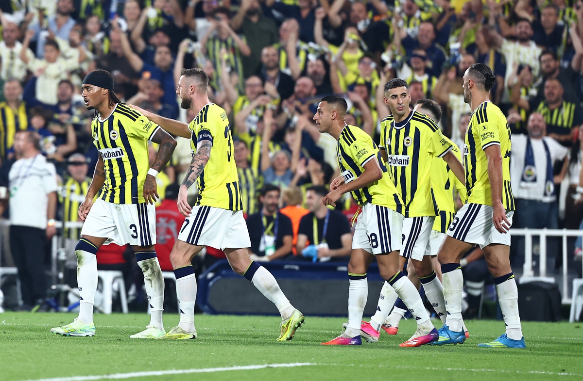 Fenerbahçe, 3 maçlık galibiyet hasretini Eyüpspor maçında bitirmeyi hedefliyor