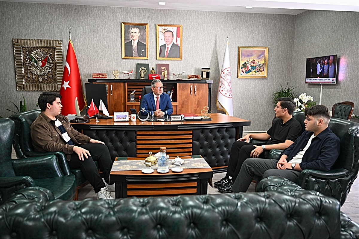İstanbul'da 39 ilçede 'İstanbul'u Dinliyoruz' buluşmaları eş zamanlı yapıldı