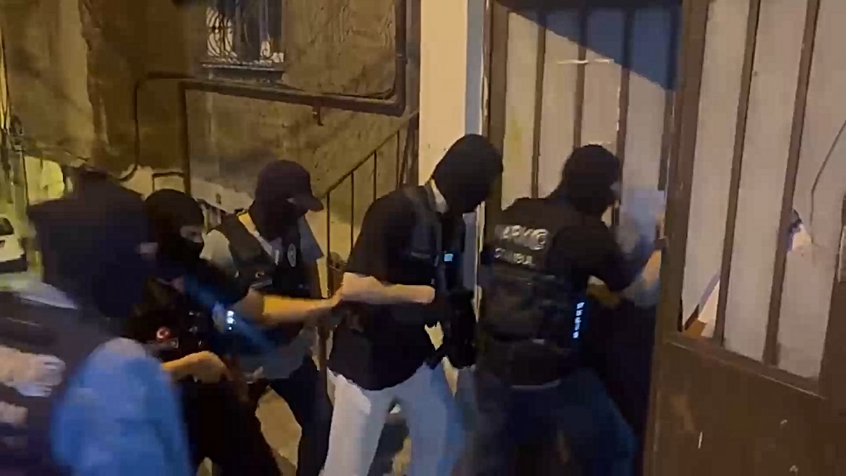 İstanbul Şişli’de 297 kilo uyuşturucu ele geçirildi, 2 şüpheli gözaltına alındı