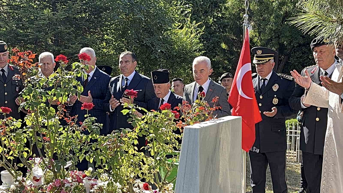 Kırklareli’nde 19 Eylül Gaziler Günü düzenlenen törenle anıldı