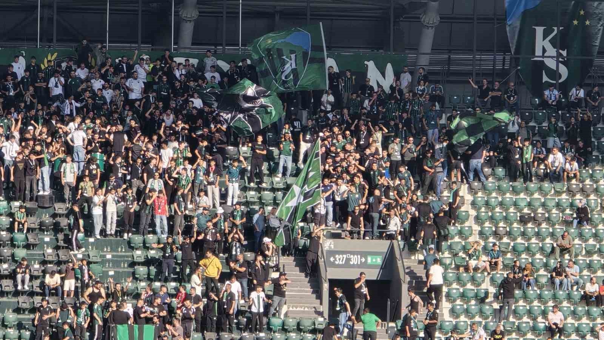 Kocaelispor, Gaziantep FK maçını 6. haftada 10 bin 983 biletli seyirci önünde oynadı