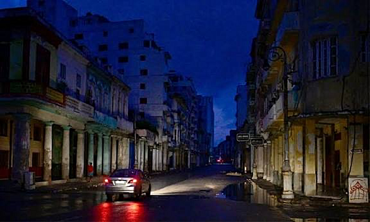 Küba’da elektrik şebekesi yine çöktü, Havana’da abonelerin yüzde 5’ine elektrik verildi