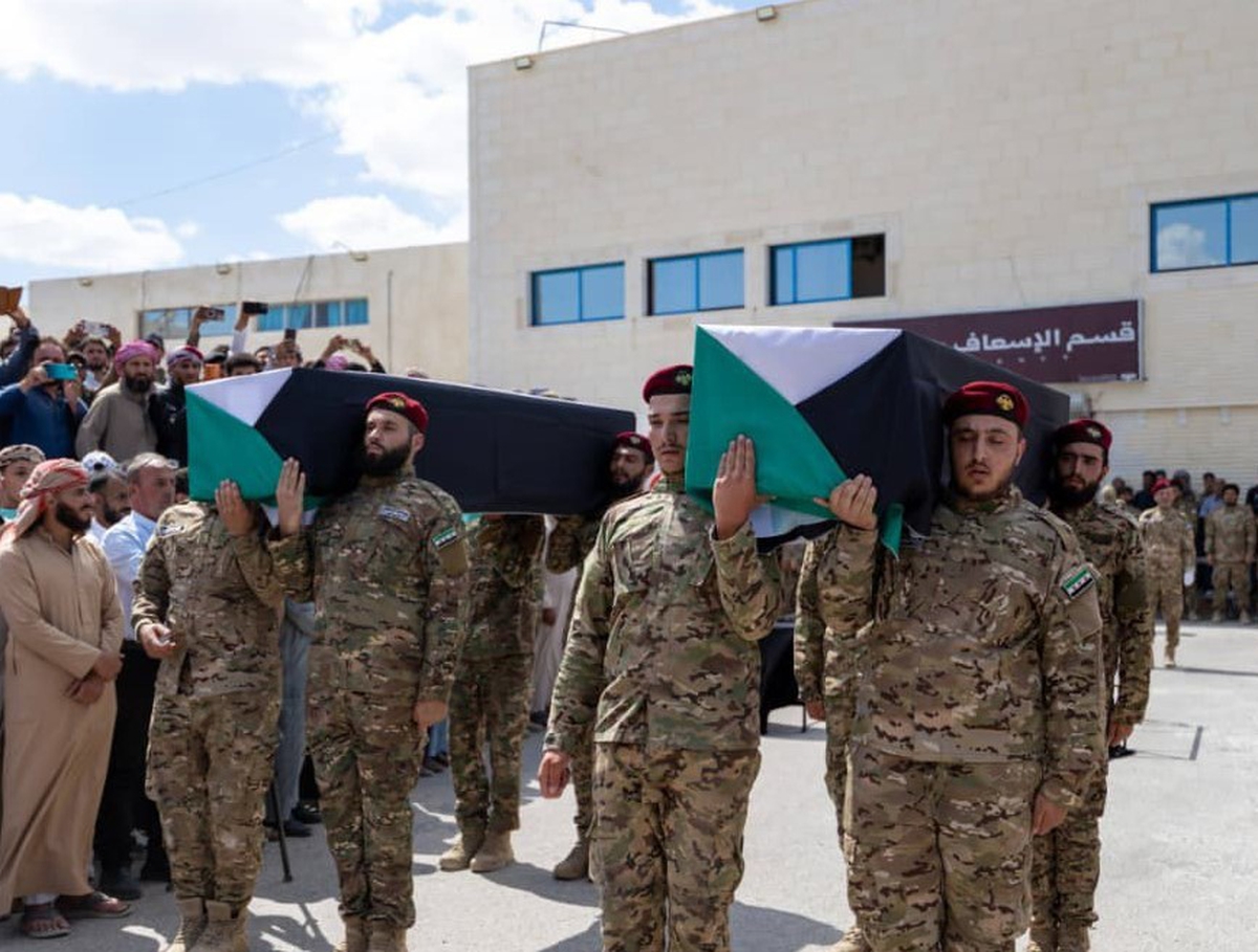 Suriye Savunma Bakanlığı Deyrizor’daki mühimmat deposunda 11 askerin öldüğünü duyurdu