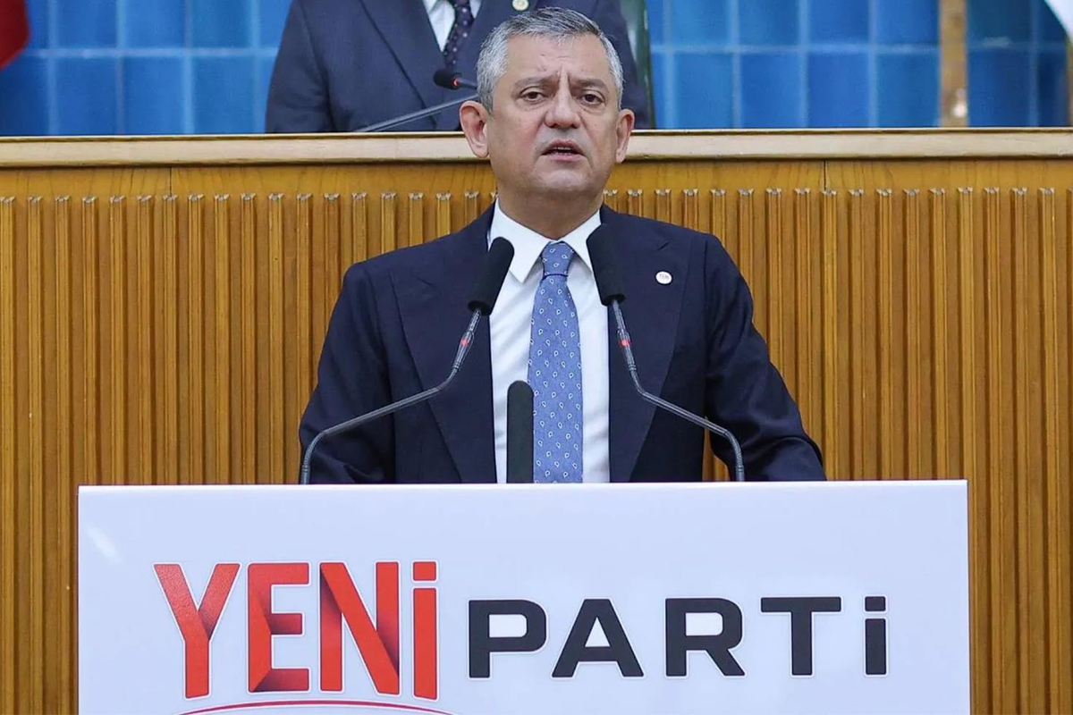 Yeni Parti'de isim değişikliği iddiası! Masadaki yeni isim ortaya çıktı