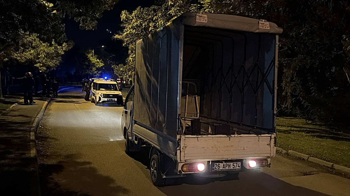 Eskişehir'de kamyonetten atlayan kadın yaralandı, sürücüye 350 bin lira ceza